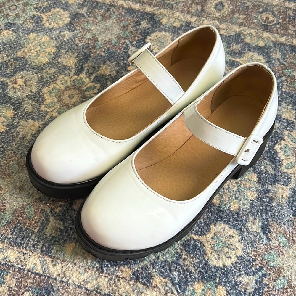Dolly shoes